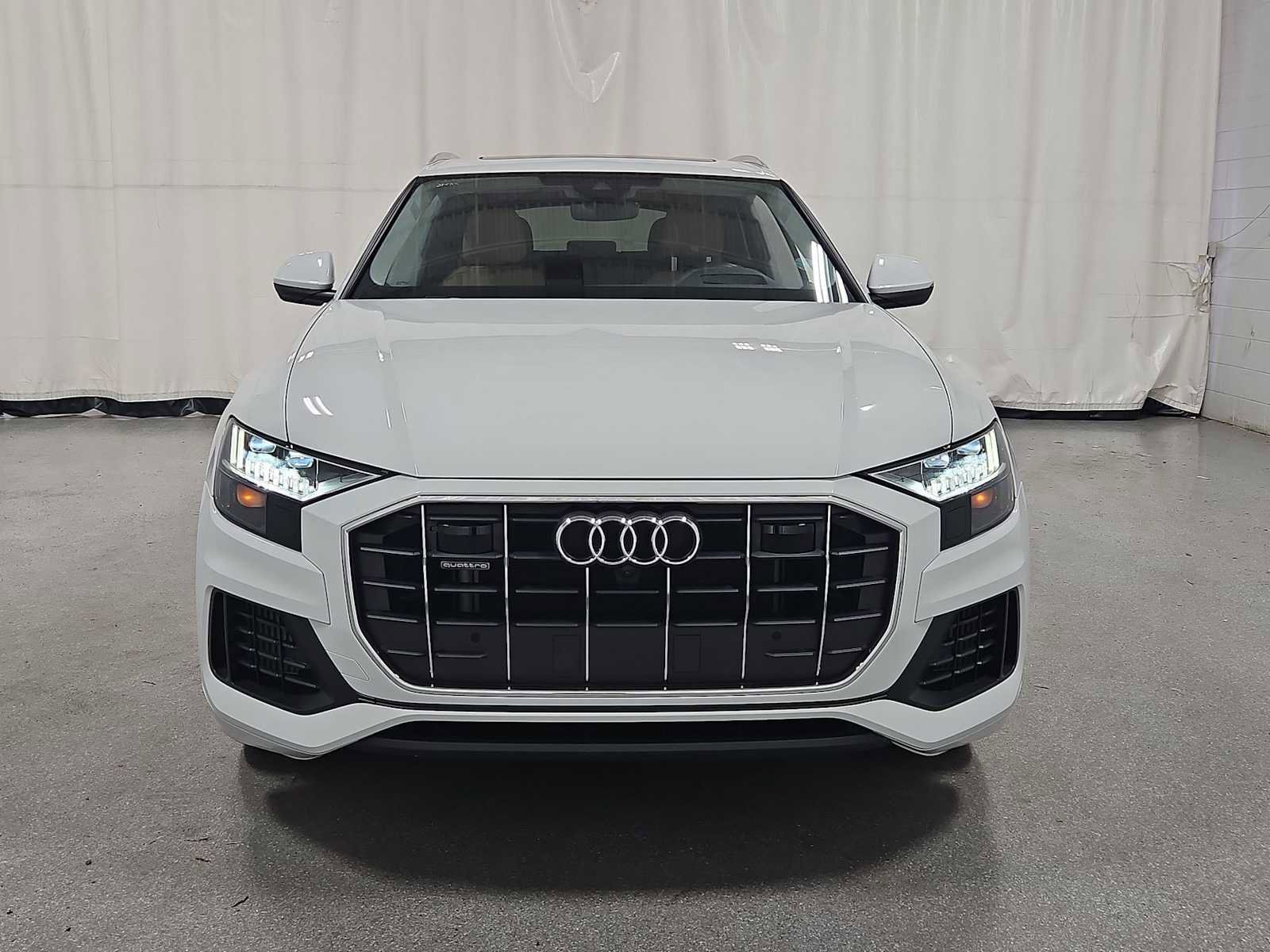 Used 2023 Audi Q8 Prestige image 14