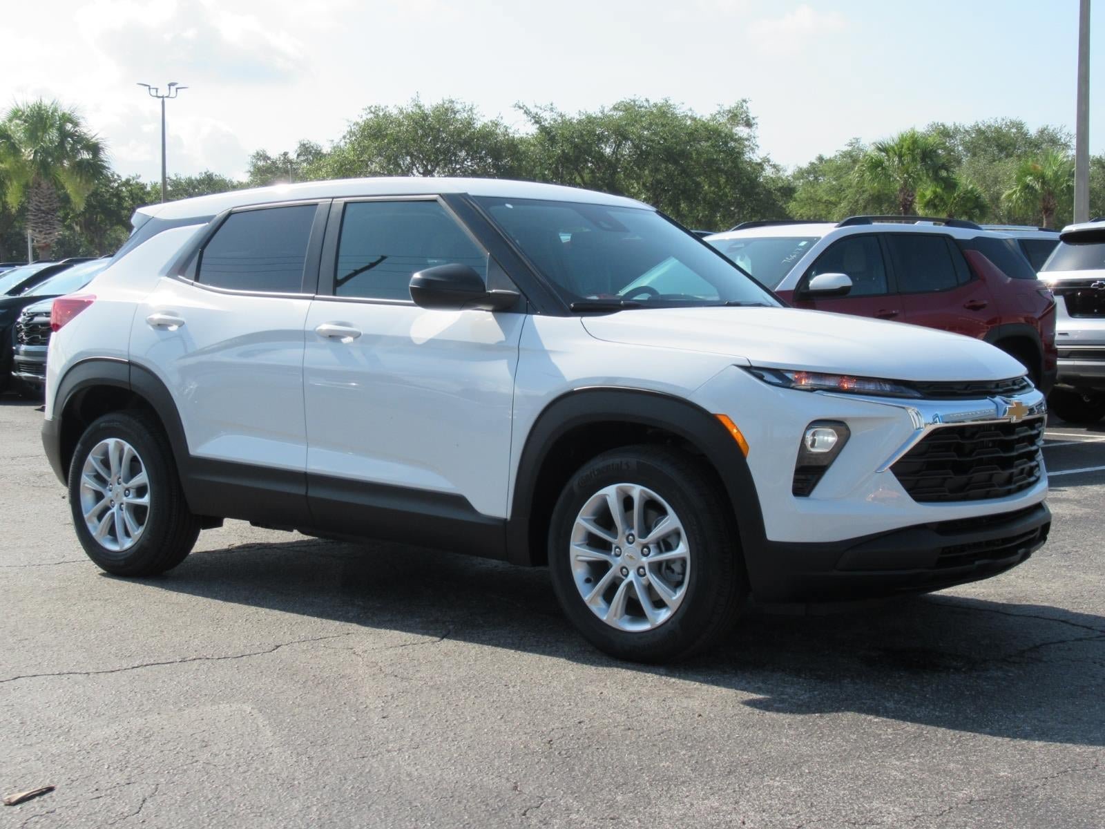 New 2026 Chevrolet TrailBlazer LS w/ LS Convenience Package FWD image 3