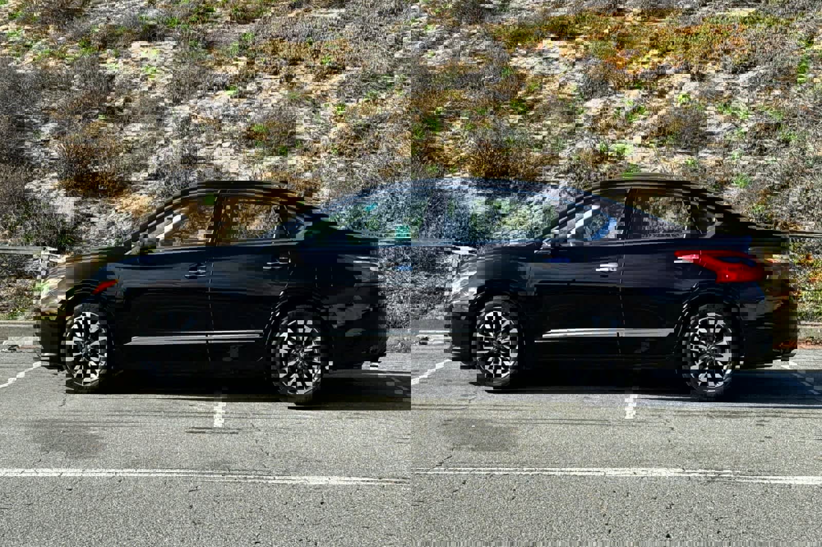 Used 2016 Nissan Altima 2.5 SV image 9