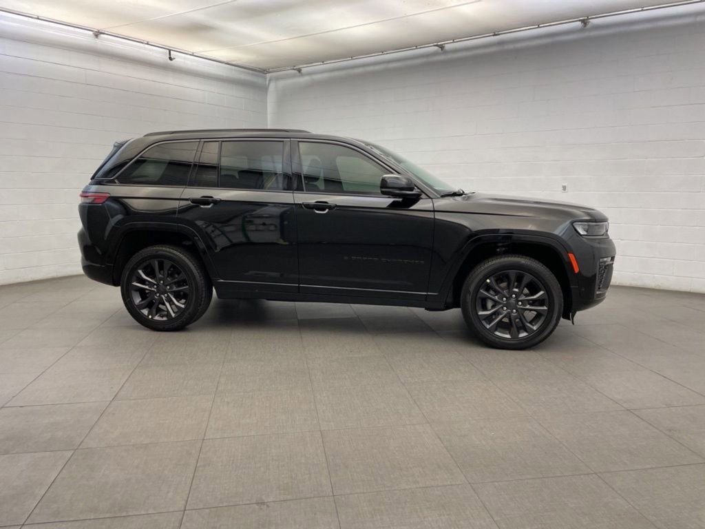 New 2026 Jeep Grand Cherokee Limited image 2