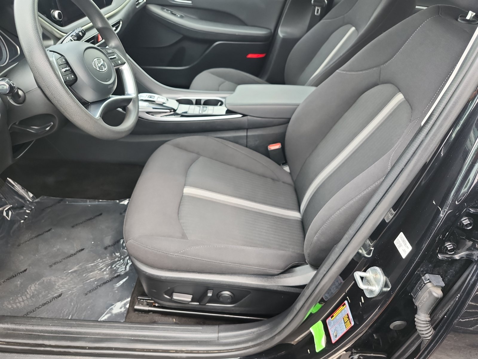 Used 2023 Hyundai Sonata SEL FWD image 9