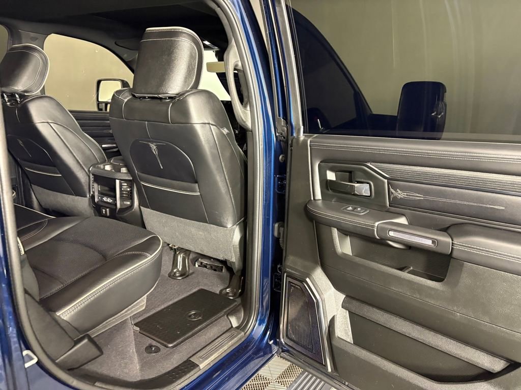 Used 2024 RAM 2500 Limited image 31