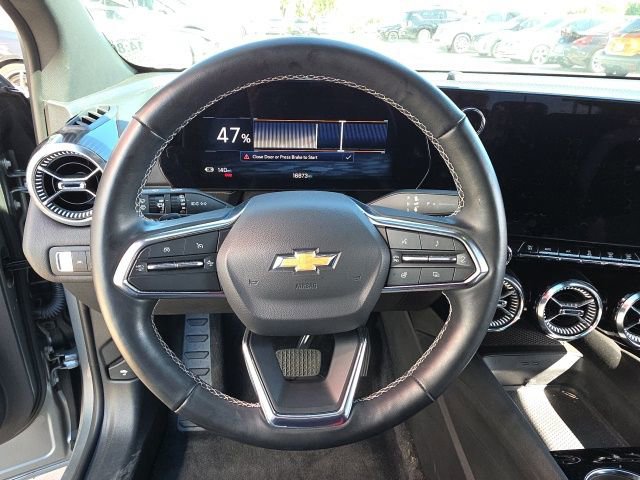 Used 2024 Chevrolet Blazer EV LT AWD/4WD image 15