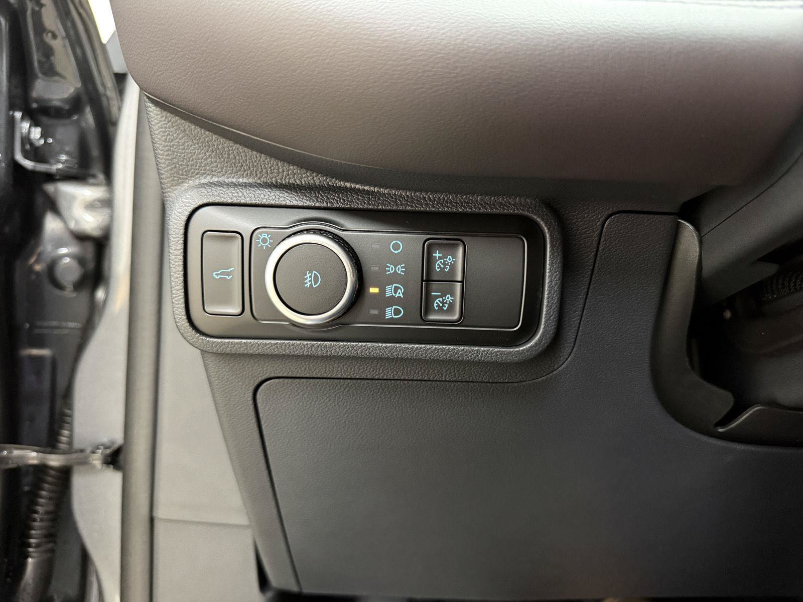 New 2026 Ford Explorer Platinum AWD/4WD image 11