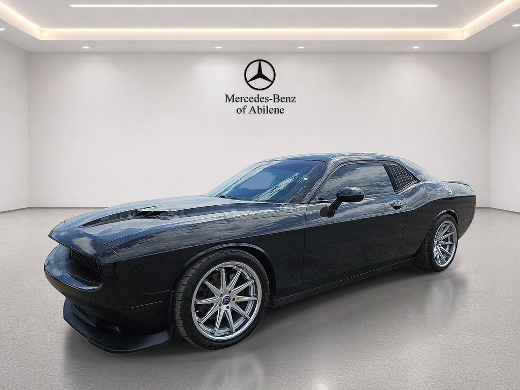 Used 2015 Dodge Challenger R/T w/ Quick Order Package 28B R/T RWD image 2