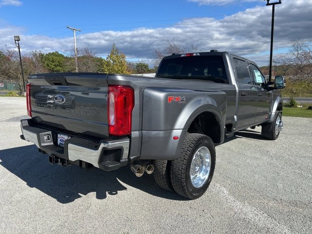 New 2026 Ford F450 XLT image 3