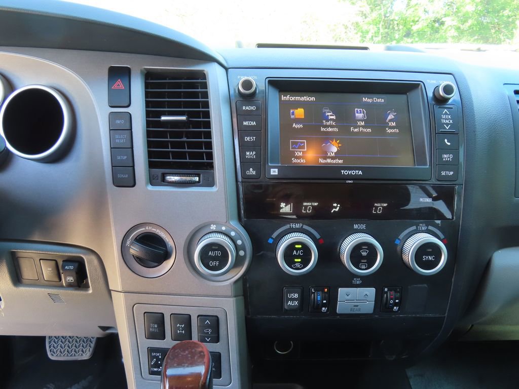 Used 2013 Toyota Sequoia Platinum AWD/4WD image 25