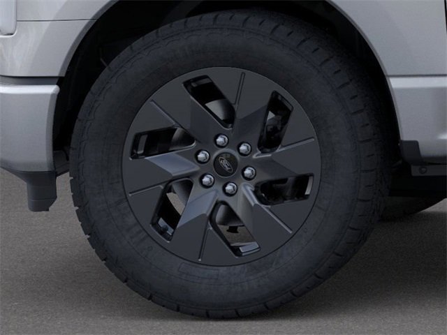 New 2025 Ford F150 Lightning Flash AWD/4WD image 19