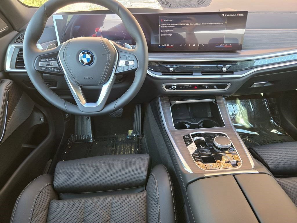 Used 2026 BMW X5 xDrive50e w/ Premium Package AWD/4WD image 33