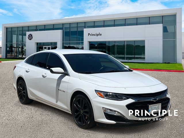 Used 2023 Chevrolet Malibu LT w/ Sport Edition FWD image 3