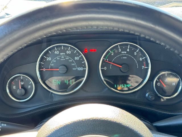 Used 2017 Jeep Wrangler Unlimited Sahara w/ Connectivity Group image 21