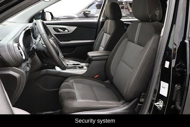 Used 2023 Chevrolet Blazer LT image 9