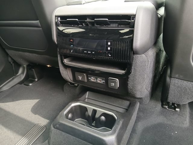 New 2026 Jeep Grand Wagoneer Limited AWD/4WD image 31