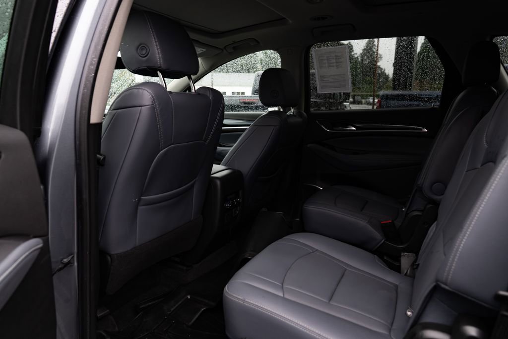 Used 2020 Buick Enclave Premium w/ Sun and Sites Package AWD/4WD image 23