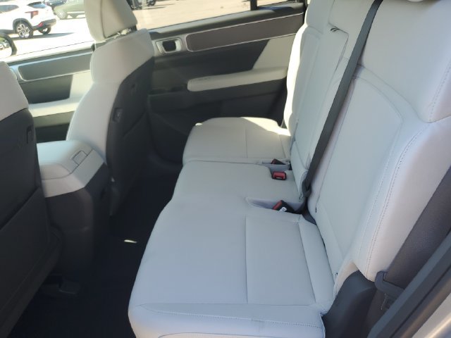 New 2027 Hyundai Santa Fe SE AWD/4WD image 12