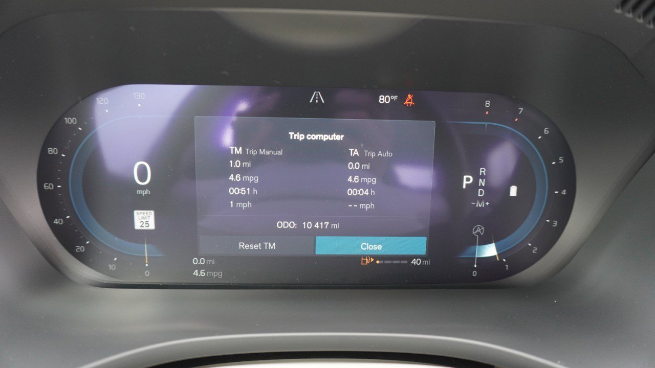 Used 2025 Volvo XC60 B5 Ultra w/ Protection Package Premier image 15