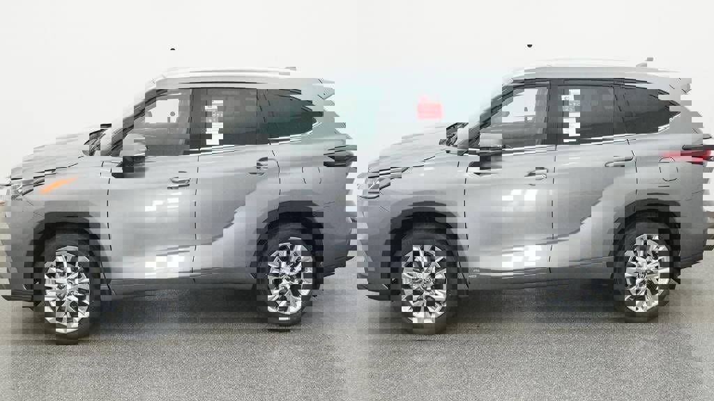 New 2026 Toyota Highlander Limited image 19