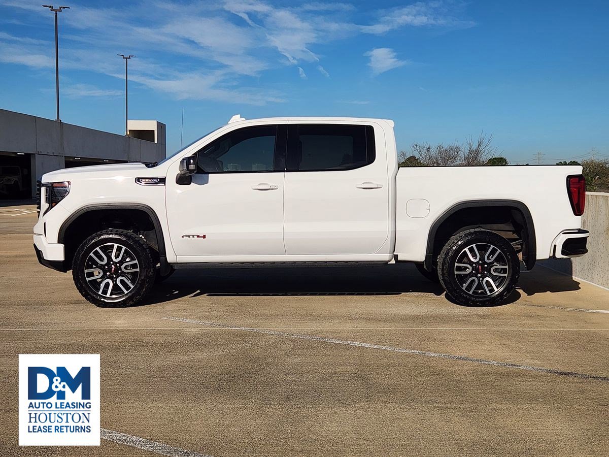 Used 2023 GMC Sierra 1500 AT4 w/ AT4 Premium Package image 5