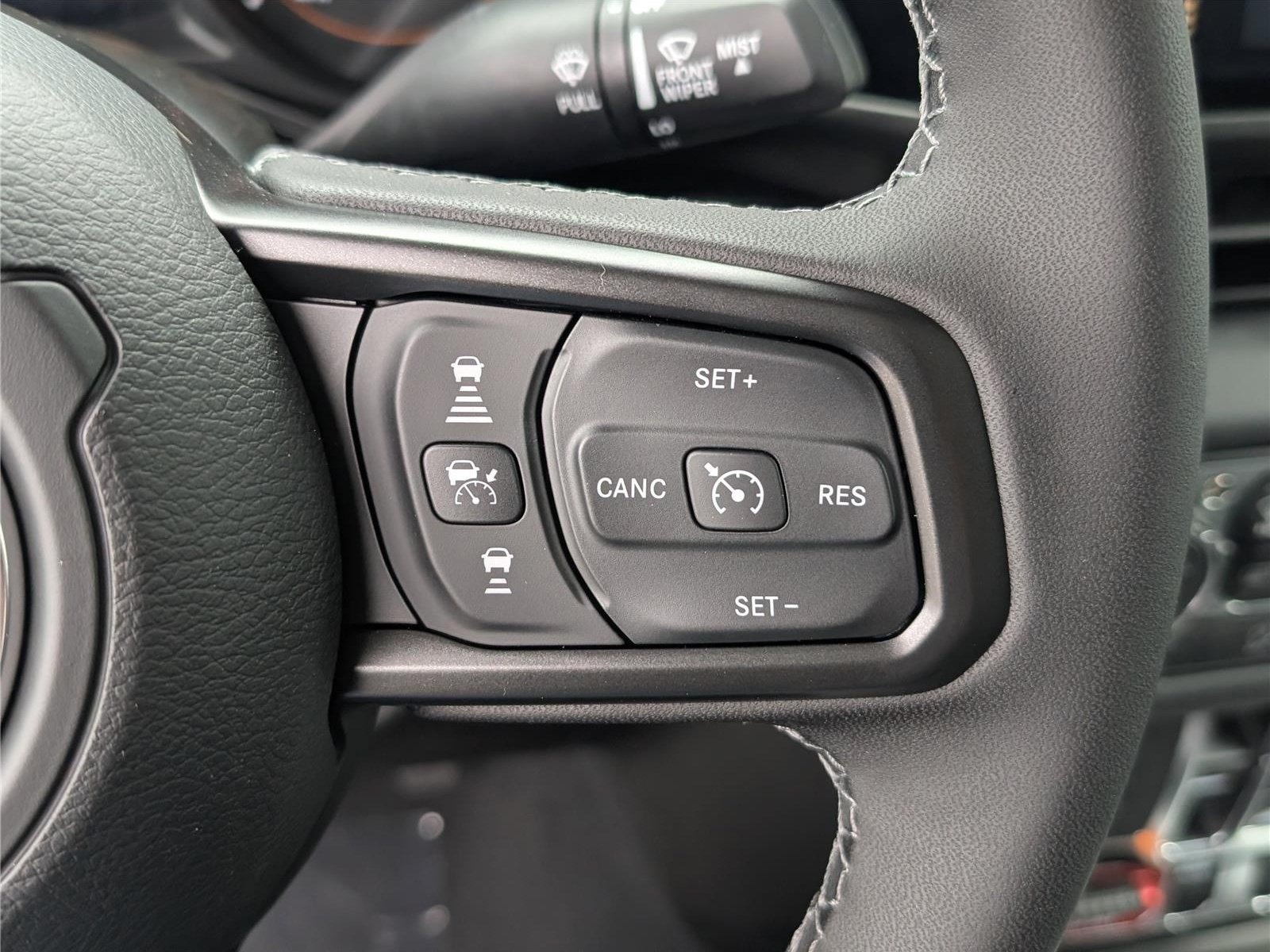 New 2026 Jeep Gladiator Mojave w/ Steel Bumper Group AWD/4WD image 20