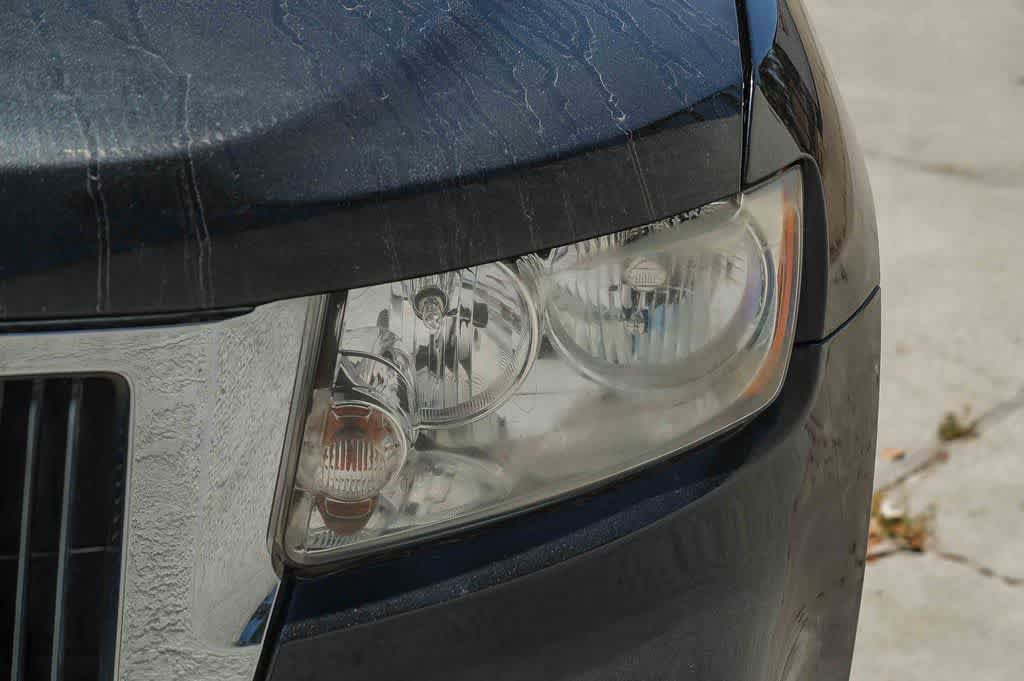Used 2012 Jeep Grand Cherokee Laredo RWD image 8