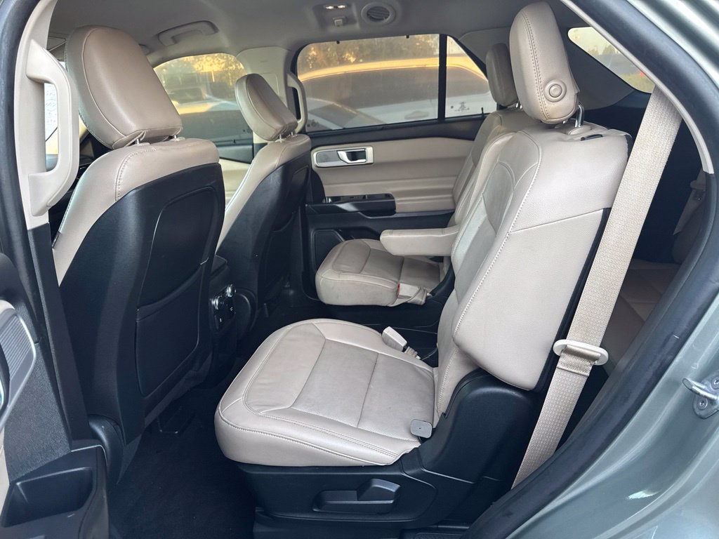 Used 2020 Ford Explorer Limited AWD/4WD image 10