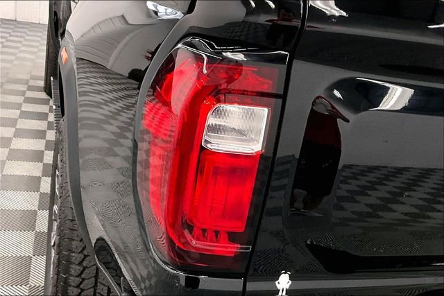 Used 2024 GMC Canyon Denali AWD/4WD image 36