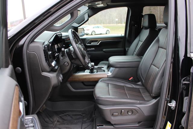Used 2023 Chevrolet Silverado 1500 High Country w/ High Country Premium Package image 10