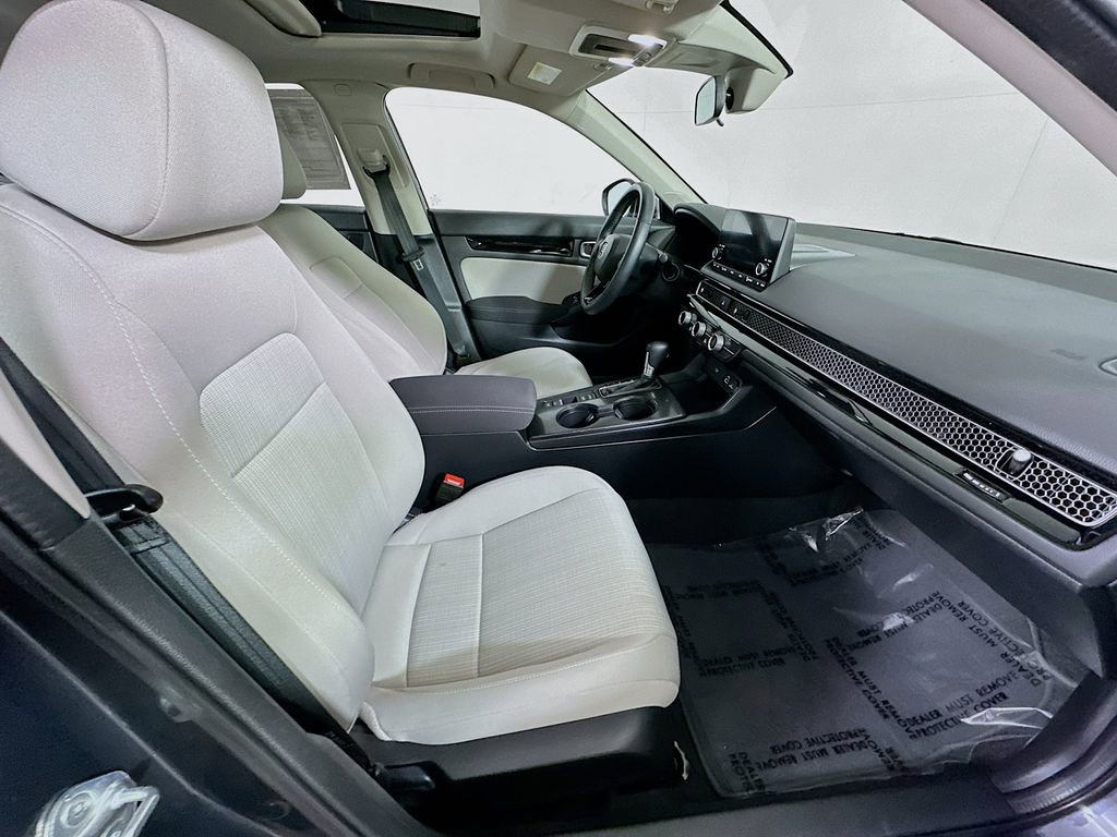 Used 2023 Honda Civic EX image 10