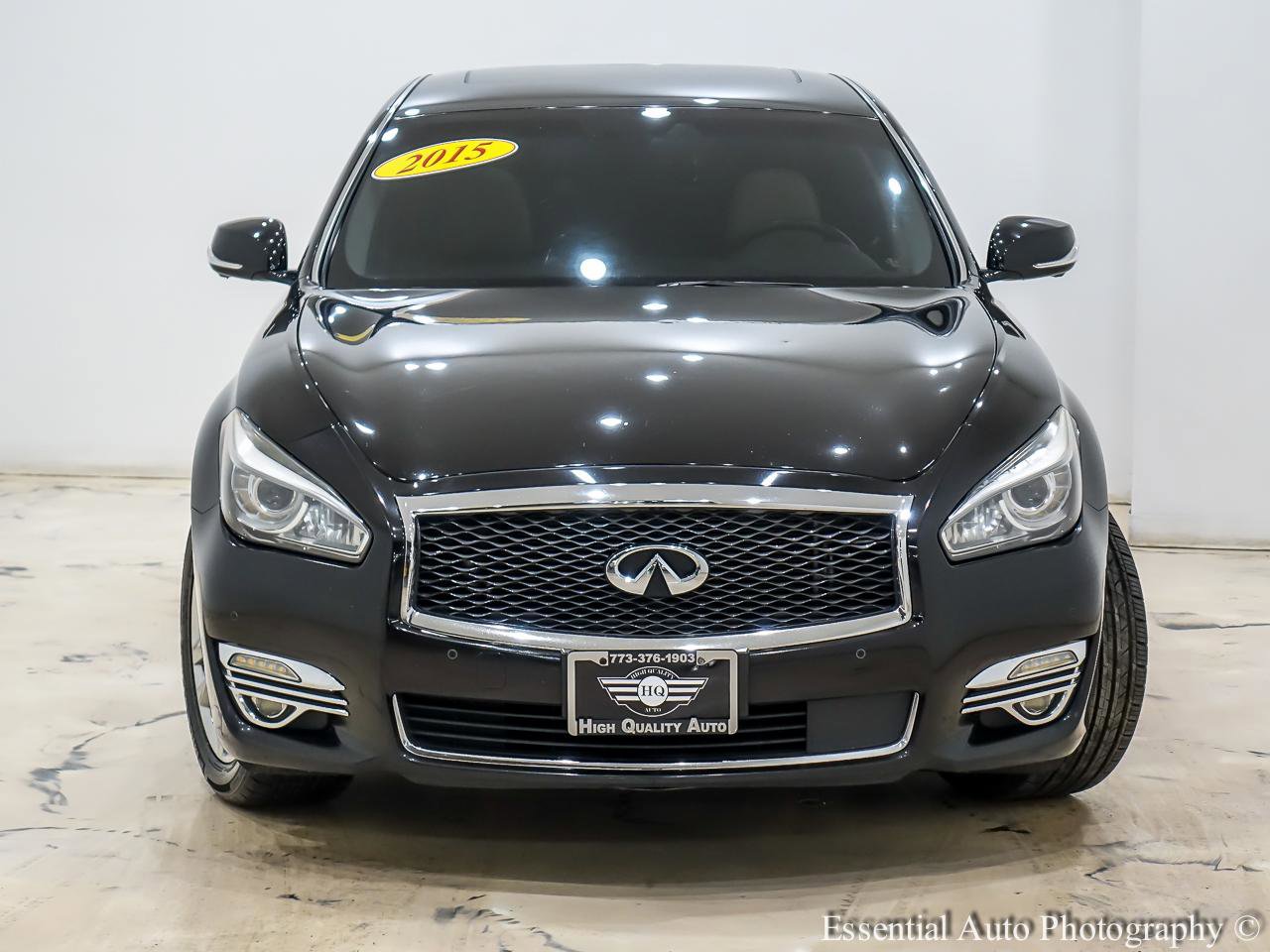 Used 2015 INFINITI Q70 3.7 w/ Technology Package AWD/4WD image 5