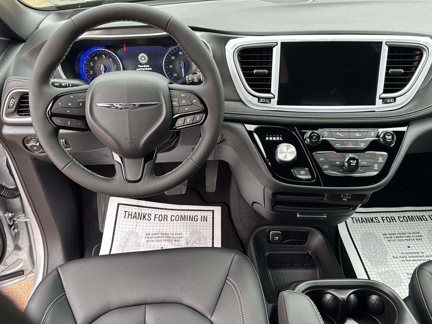 New 2026 Chrysler Pacifica Select w/ S Appearance Package AWD/4WD image 13
