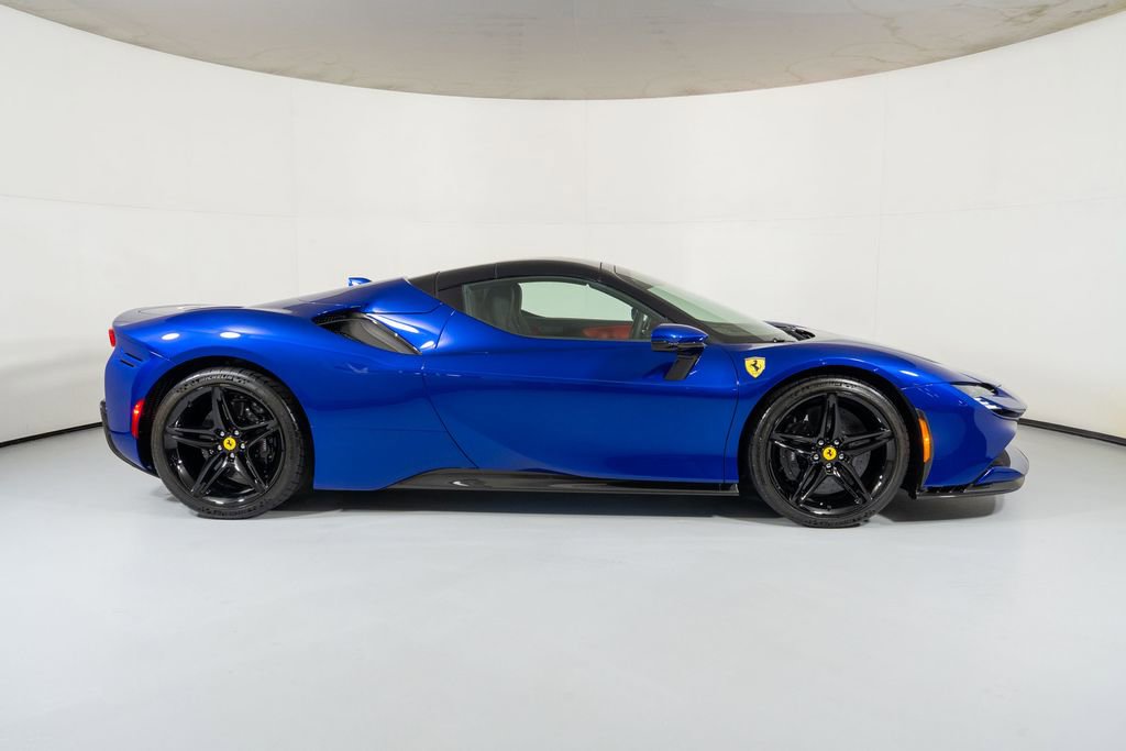 Used 2022 Ferrari SF90 Spider AWD/4WD image 20
