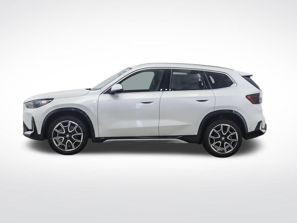 Used 2026 BMW X1 xDrive28i w/ Convenience Package AWD/4WD image 2
