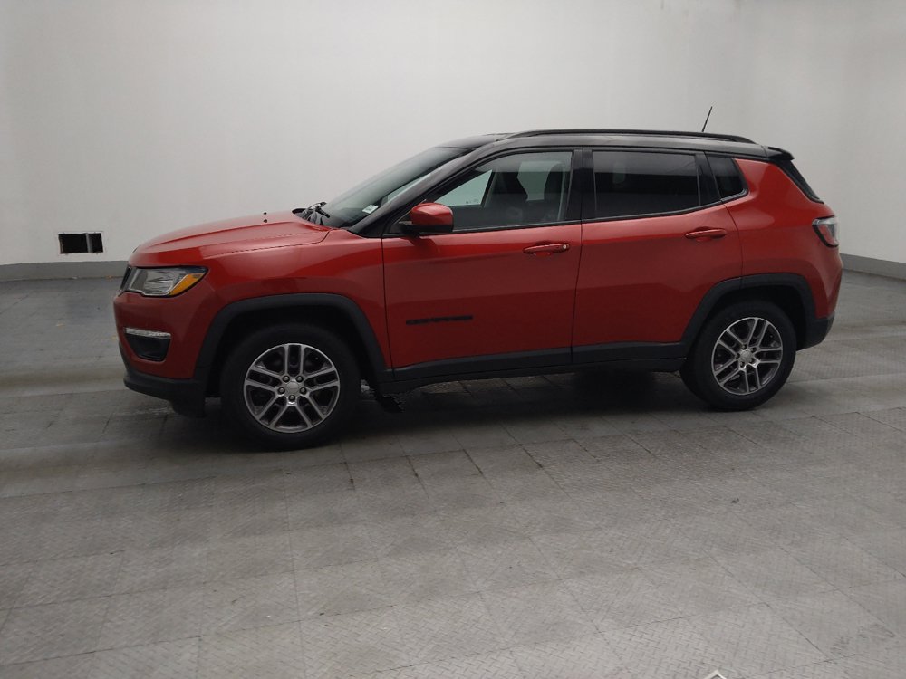 Used 2020 Jeep Compass Latitude FWD image 2