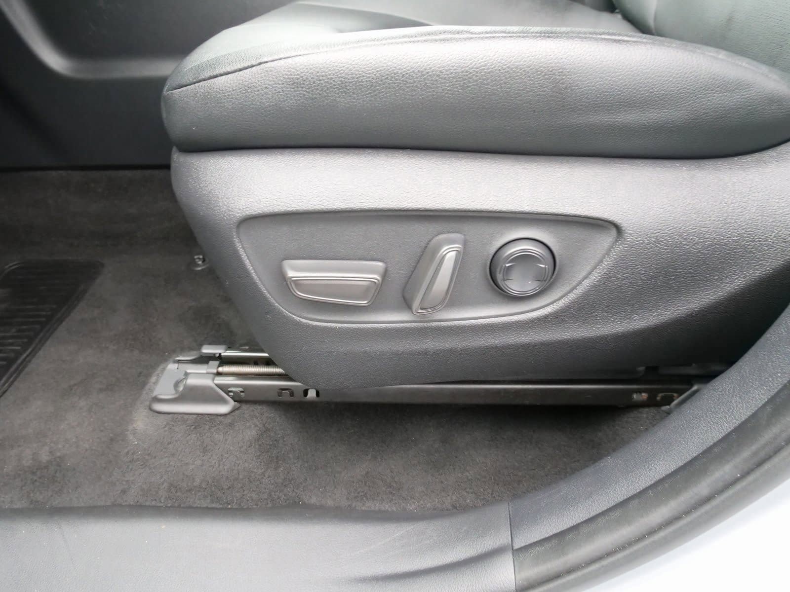 Used 2024 Toyota Grand Highlander XLE image 16