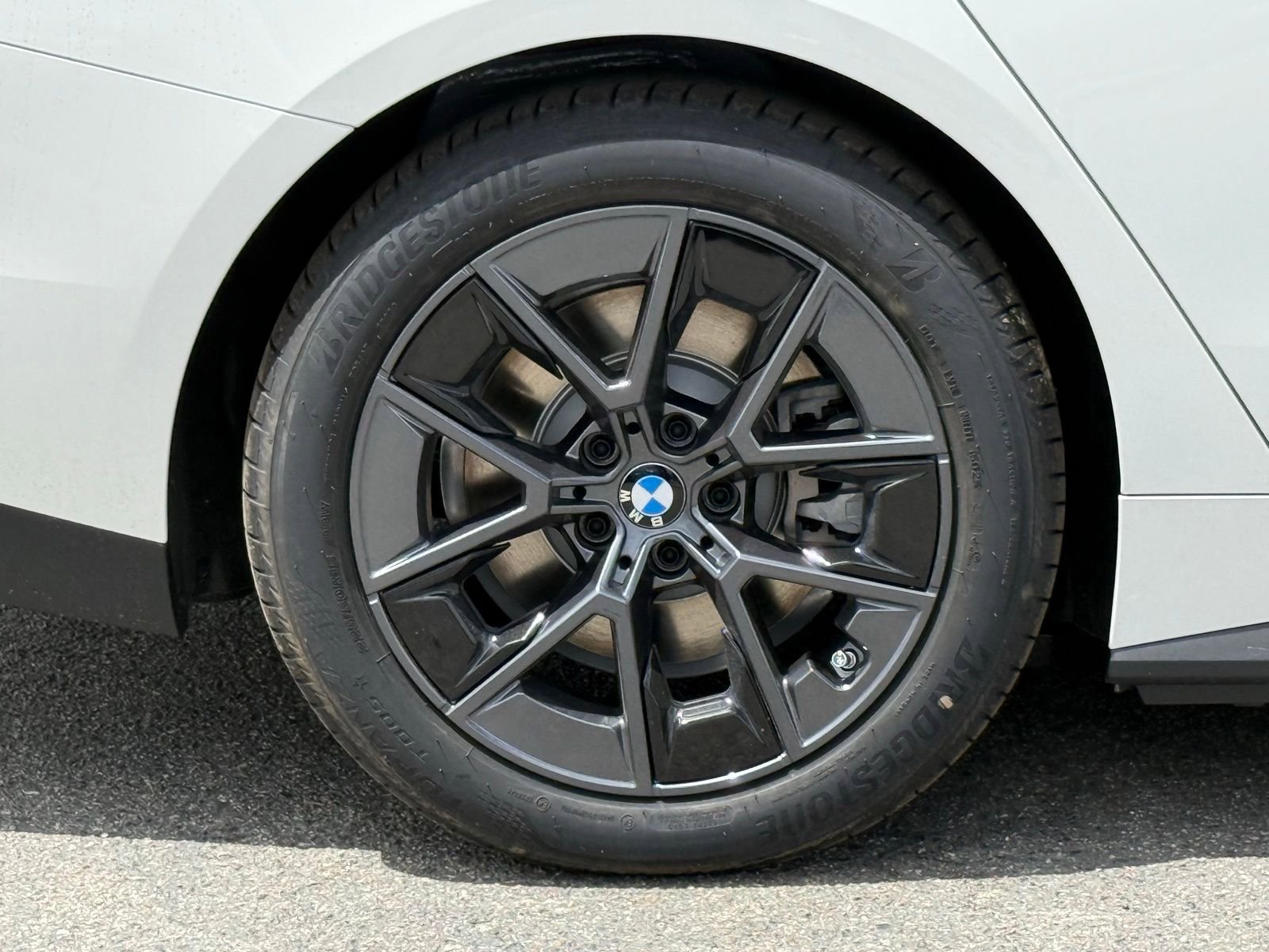 New 2026 BMW i4 eDrive40 w/ Premium Package RWD image 18