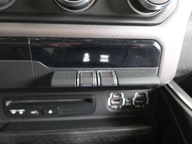 Used 2019 RAM 1500 Big Horn AWD/4WD image 54