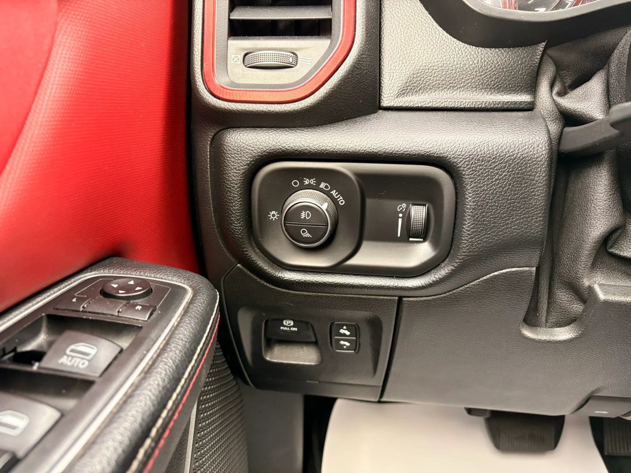 Used 2020 RAM 1500 Rebel w/ Rebel Level 1 Equipment Group AWD/4WD image 30