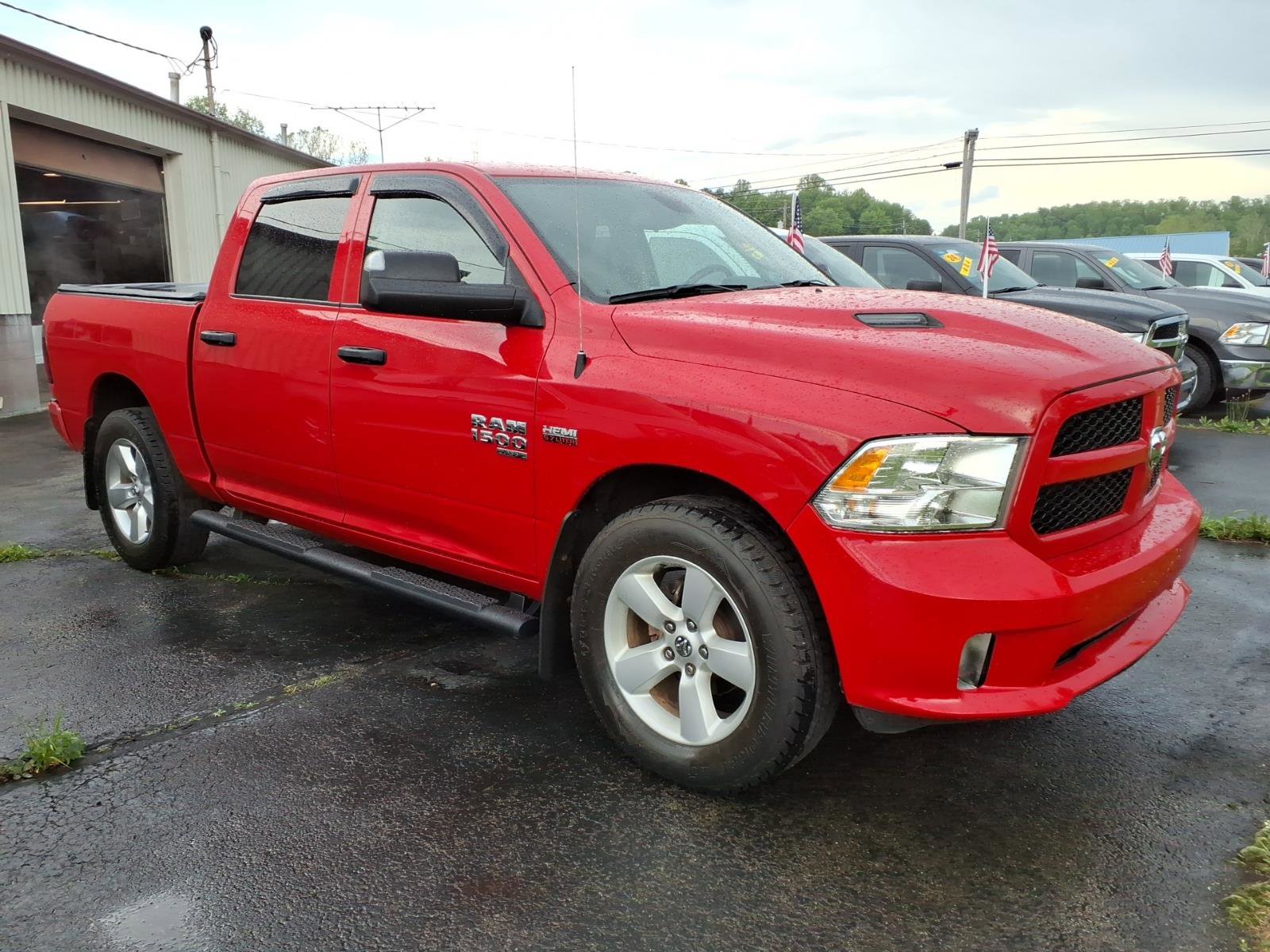 Used 2022 RAM 1500 Express w/ Wheel & Sound Group AWD/4WD image 1