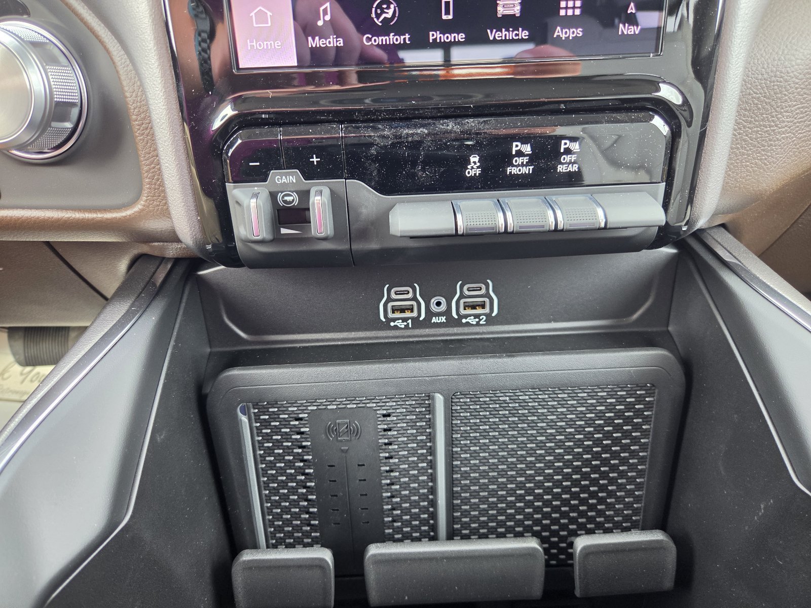 New 2027 RAM 1500 Laramie w/ Laramie Preferred Package AWD/4WD image 13