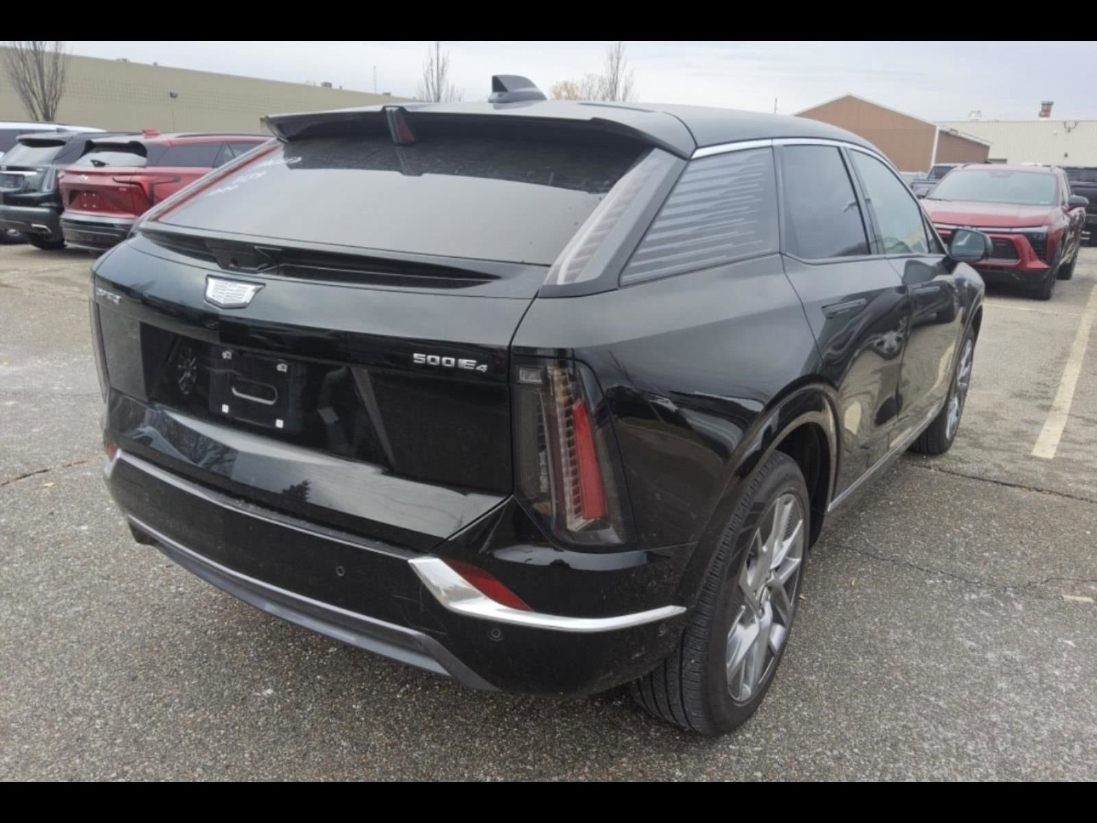 Used 2025 Cadillac Optiq Luxury 2 w/ LPO, Floor Liner Package AWD/4WD image 6