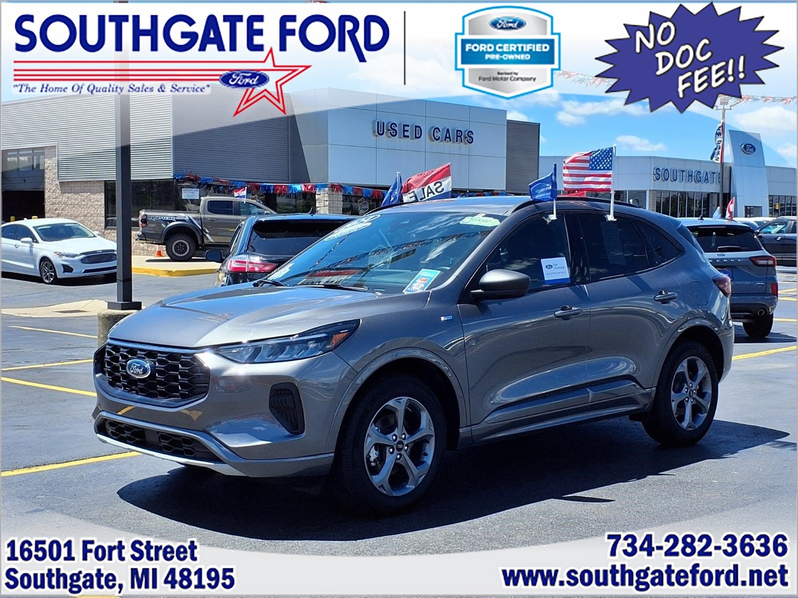 Used 2024 Ford Escape ST-Line w/ Tech Pack #1 AWD/4WD image 1