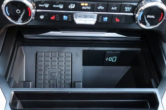 New 2026 Ford F350 Platinum w/ FX4 Off-Road Package image 12