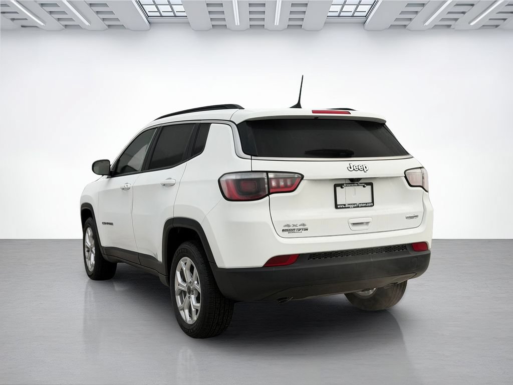 New 2026 Jeep Compass Latitude AWD/4WD image 5
