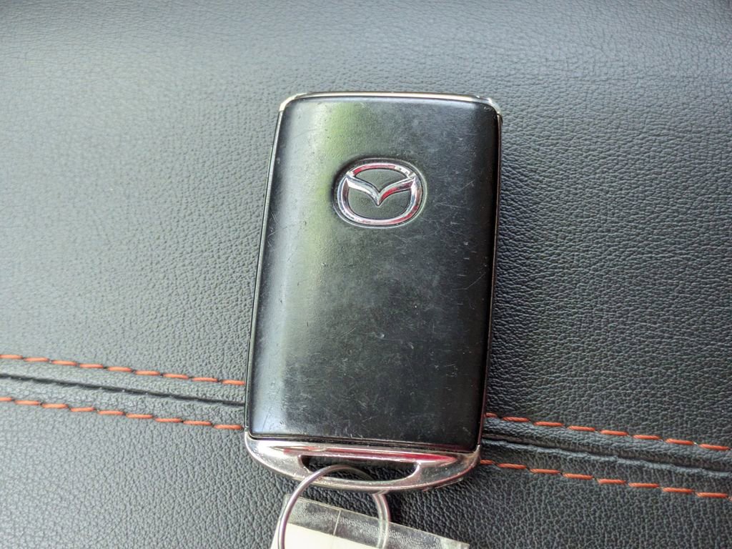 Used 2024 MAZDA CX-30 Carbon AWD/4WD image 30