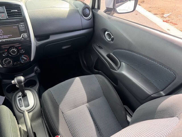 Used 2017 Nissan Versa Note SV image 22