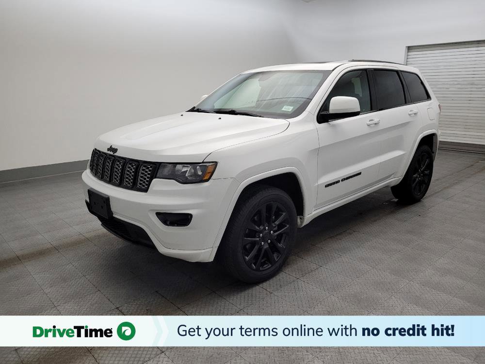 Used 2020 Jeep Grand Cherokee Altitude image 1