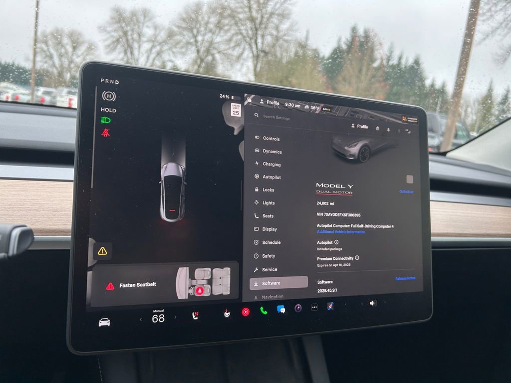 Used 2025 Tesla Model Y Performance image 16