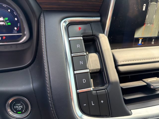 Certified 2023 Chevrolet Tahoe High Country AWD/4WD image 20