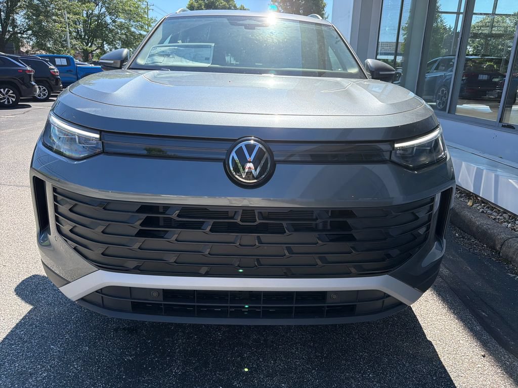New 2026 Volkswagen Tiguan S AWD/4WD image 2