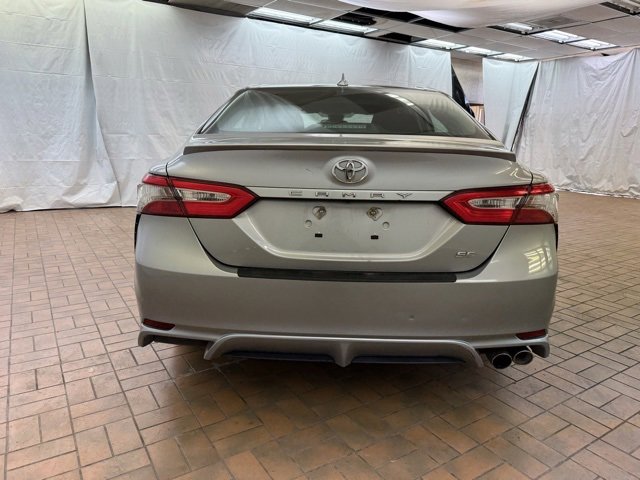 Used 2019 Toyota Camry SE image 6